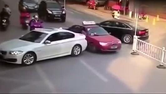 交通意外險、第三方責任險和交強險有什麼區別