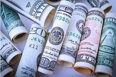 為什麼要選有豁免的重疾險？